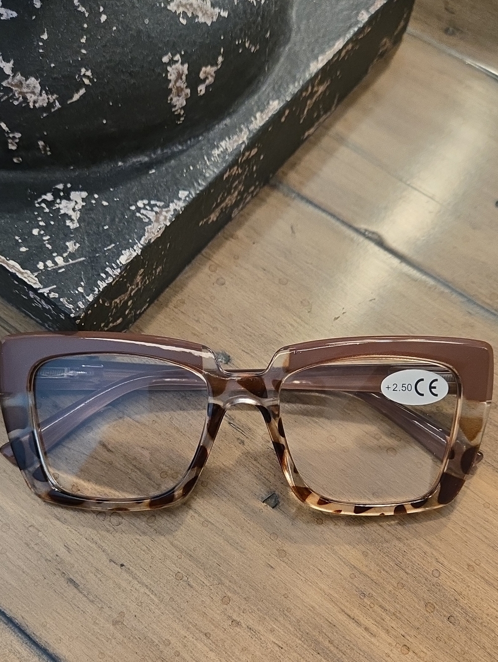 Designer style 2.5 Retro trend readers High quality UV 400 Top Seller